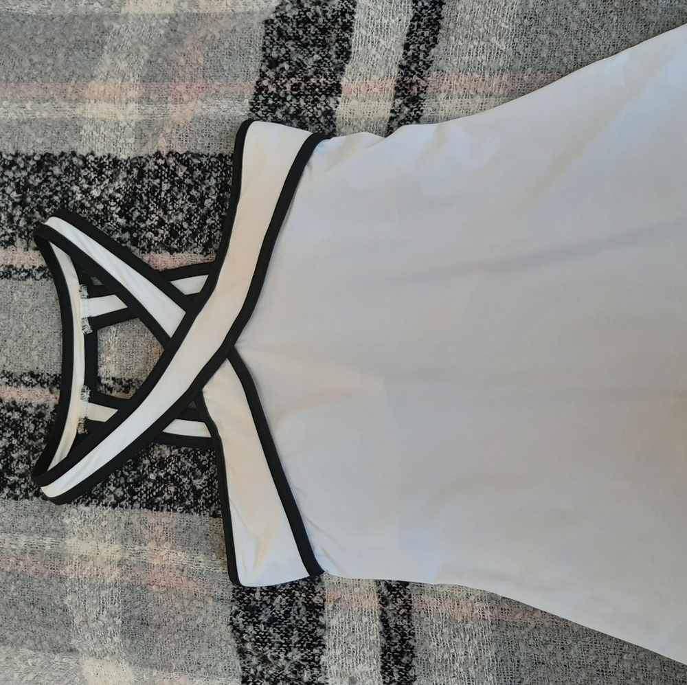 Fabletics white too